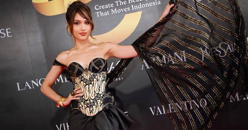 Instagram/claurakiehl